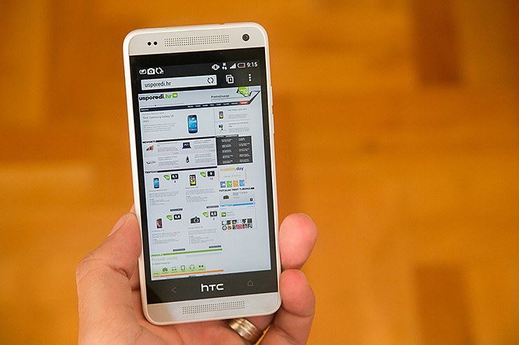 HTC One mini (29).jpg